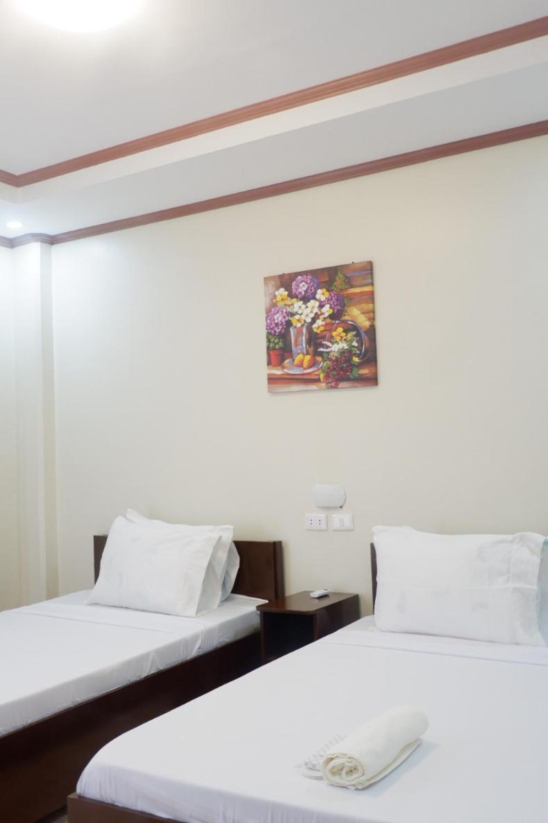 Jun'S Inn Oslob Bagian luar foto
