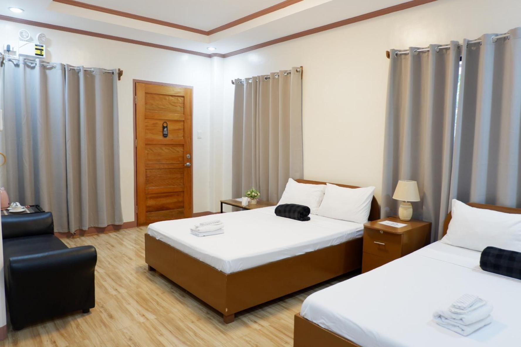 Jun'S Inn Oslob Bagian luar foto